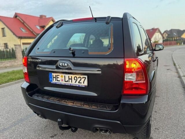 Черный Киа Sportage, объемом двигателя 2 л и пробегом 318 тыс. км за 2500 $, фото 2 на Automoto.ua