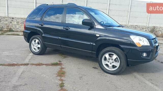 Чорний Кіа Sportage, об'ємом двигуна 2 л та пробігом 167 тис. км за 8999 $, фото 8 на Automoto.ua