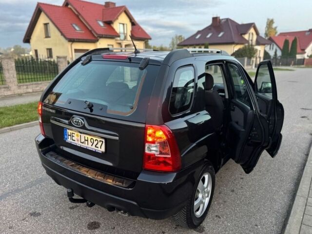 Черный Киа Sportage, объемом двигателя 2 л и пробегом 318 тыс. км за 2500 $, фото 4 на Automoto.ua