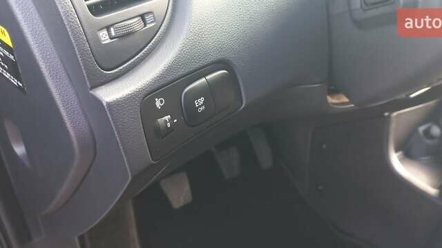 Чорний Кіа Sportage, об'ємом двигуна 2 л та пробігом 167 тис. км за 8999 $, фото 20 на Automoto.ua