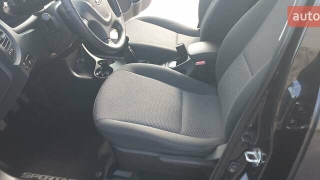 Чорний Кіа Sportage, об'ємом двигуна 2 л та пробігом 167 тис. км за 8999 $, фото 19 на Automoto.ua