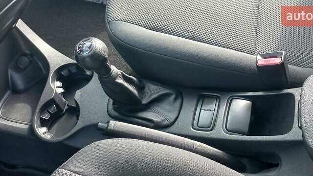 Чорний Кіа Sportage, об'ємом двигуна 2 л та пробігом 167 тис. км за 8999 $, фото 23 на Automoto.ua