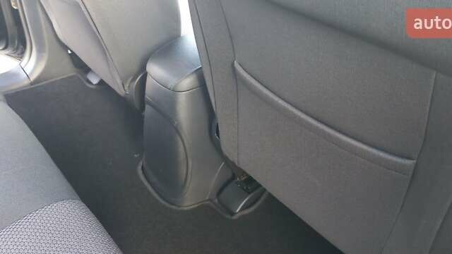 Чорний Кіа Sportage, об'ємом двигуна 2 л та пробігом 167 тис. км за 8999 $, фото 41 на Automoto.ua