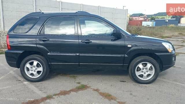 Чорний Кіа Sportage, об'ємом двигуна 2 л та пробігом 167 тис. км за 8999 $, фото 13 на Automoto.ua