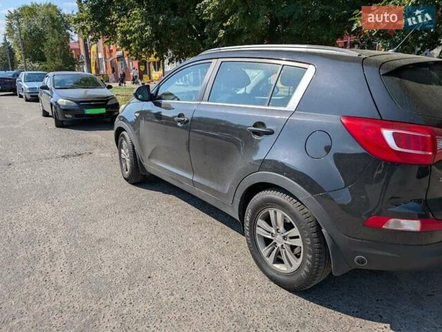 Чорний Кіа Sportage, об'ємом двигуна 2 л та пробігом 271 тис. км за 10500 $, фото 3 на Automoto.ua
