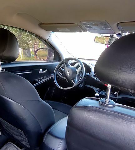 Чорний Кіа Sportage, об'ємом двигуна 2 л та пробігом 240 тис. км за 11200 $, фото 3 на Automoto.ua