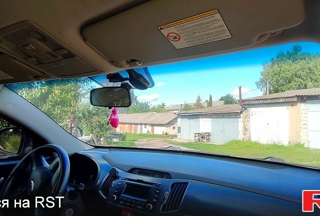 Чорний Кіа Sportage, об'ємом двигуна 2 л та пробігом 240 тис. км за 11200 $, фото 1 на Automoto.ua