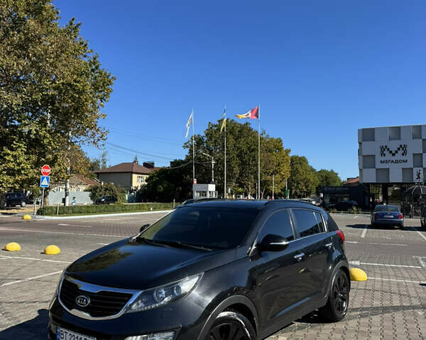 Черный Киа Sportage, объемом двигателя 2 л и пробегом 225 тыс. км за 13750 $, фото 1 на Automoto.ua