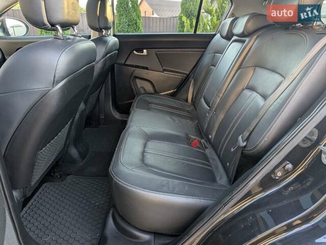 Черный Киа Sportage, объемом двигателя 1.7 л и пробегом 150 тыс. км за 12500 $, фото 29 на Automoto.ua
