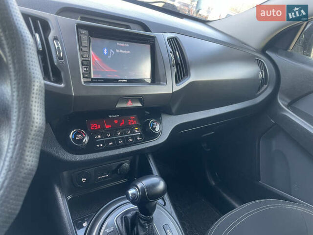 Черный Киа Sportage, объемом двигателя 2 л и пробегом 244 тыс. км за 13900 $, фото 21 на Automoto.ua