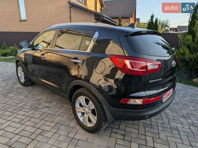 Черный Киа Sportage, объемом двигателя 1.7 л и пробегом 150 тыс. км за 12500 $, фото 22 на Automoto.ua