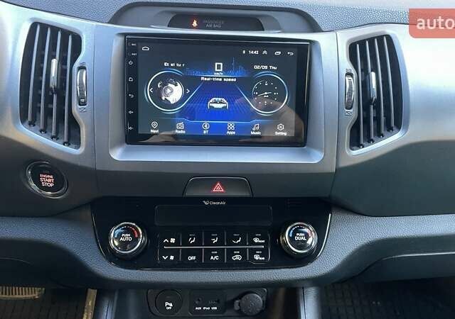 Черный Киа Sportage, объемом двигателя 2 л и пробегом 308 тыс. км за 12500 $, фото 13 на Automoto.ua