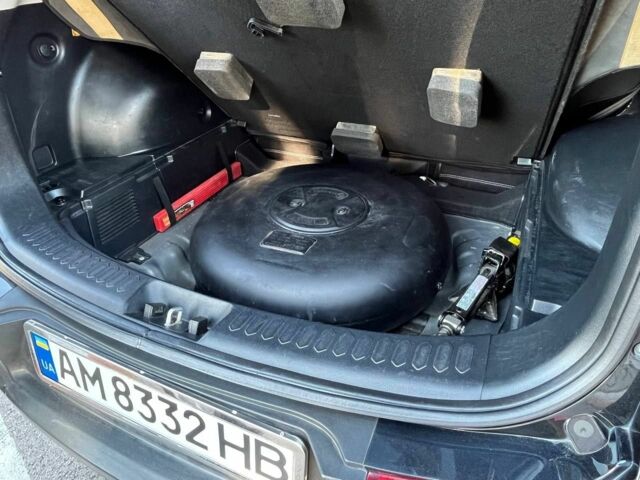 Чорний Кіа Sportage, об'ємом двигуна 2 л та пробігом 184 тис. км за 12100 $, фото 19 на Automoto.ua