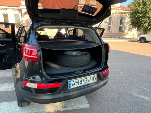 Чорний Кіа Sportage, об'ємом двигуна 2 л та пробігом 184 тис. км за 12100 $, фото 17 на Automoto.ua