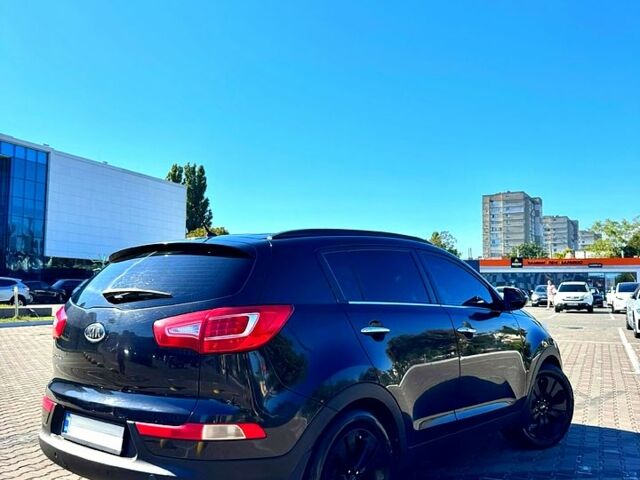 Черный Киа Sportage, объемом двигателя 2 л и пробегом 225 тыс. км за 13750 $, фото 2 на Automoto.ua