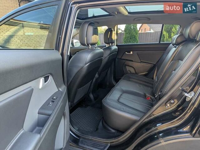 Черный Киа Sportage, объемом двигателя 1.7 л и пробегом 150 тыс. км за 12500 $, фото 28 на Automoto.ua