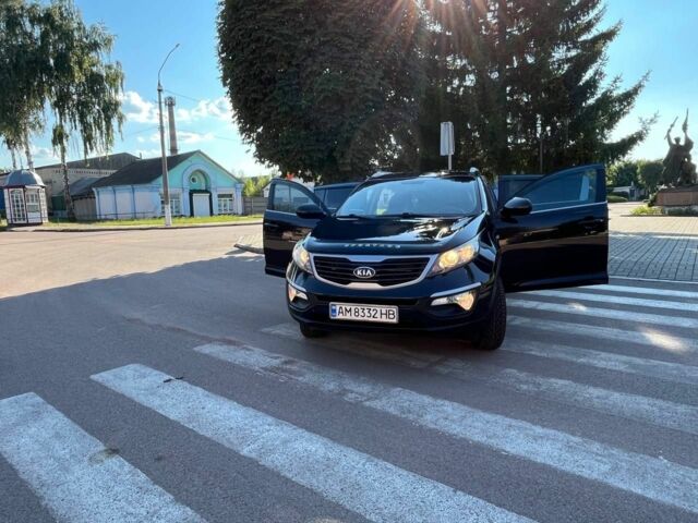 Чорний Кіа Sportage, об'ємом двигуна 2 л та пробігом 184 тис. км за 12100 $, фото 3 на Automoto.ua