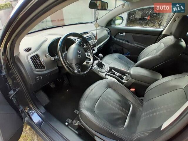 Чорний Кіа Sportage, об'ємом двигуна 1.69 л та пробігом 172 тис. км за 13500 $, фото 6 на Automoto.ua