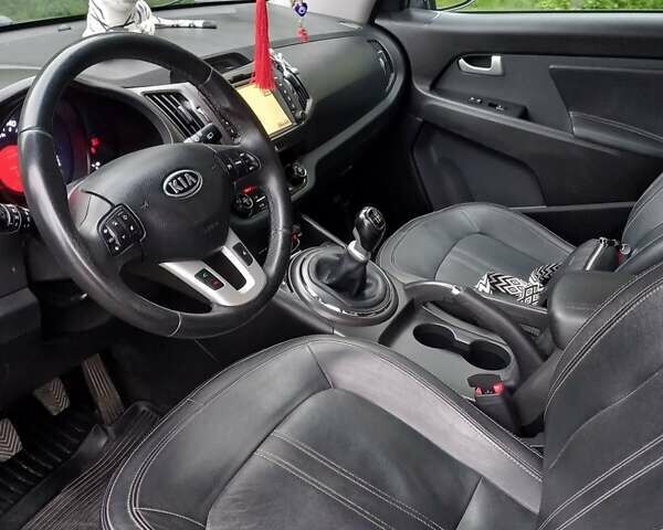 Чорний Кіа Sportage, об'ємом двигуна 1.7 л та пробігом 170 тис. км за 12500 $, фото 35 на Automoto.ua