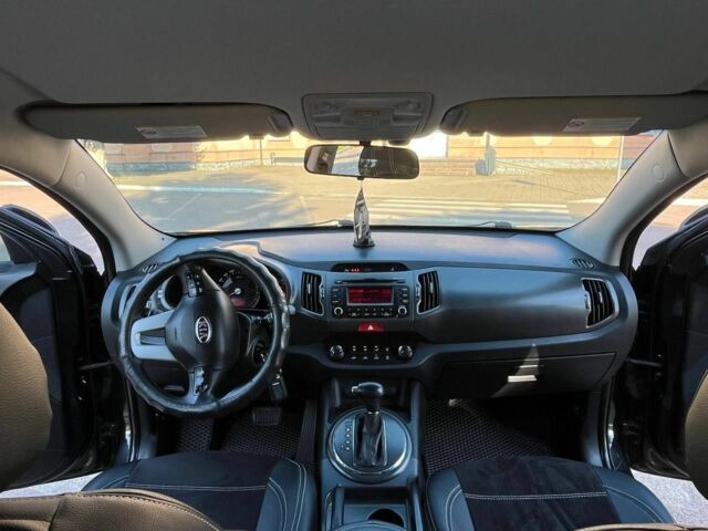 Чорний Кіа Sportage, об'ємом двигуна 2 л та пробігом 184 тис. км за 12100 $, фото 11 на Automoto.ua