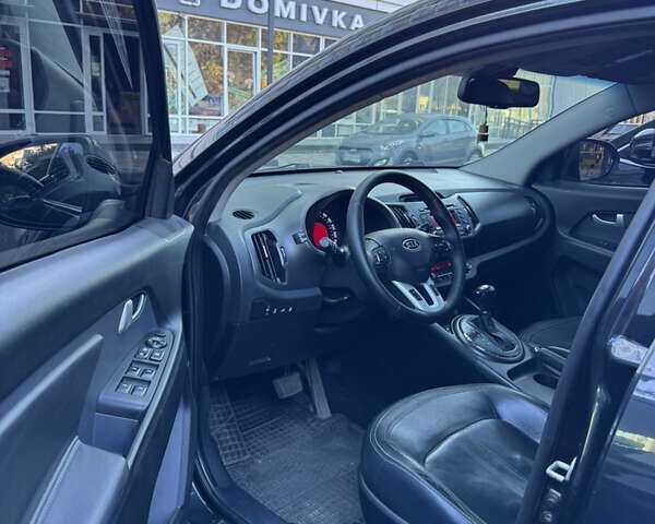 Черный Киа Sportage, объемом двигателя 2 л и пробегом 225 тыс. км за 13750 $, фото 11 на Automoto.ua