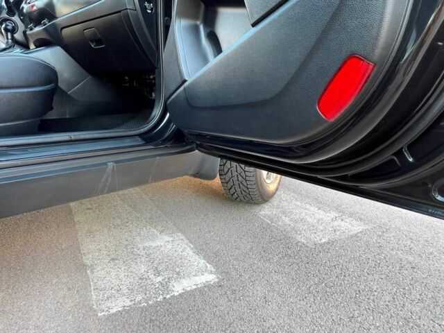 Чорний Кіа Sportage, об'ємом двигуна 2 л та пробігом 184 тис. км за 12100 $, фото 14 на Automoto.ua