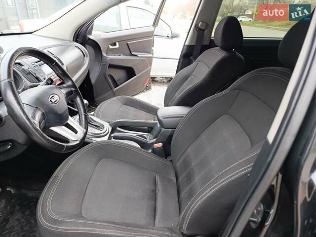 Черный Киа Sportage, объемом двигателя 2 л и пробегом 153 тыс. км за 11800 $, фото 18 на Automoto.ua