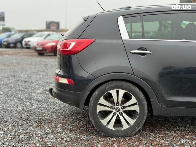 Кіа Sportage 2011 у Львові на Automoto.ua Чорний Кіа Sportage, об'ємом двигуна 2 л та пробігом 308 тис. км за 13490 $, фото 6 на Automoto.ua