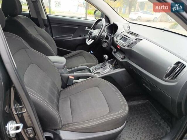 Черный Киа Sportage, объемом двигателя 2 л и пробегом 153 тыс. км за 11800 $, фото 24 на Automoto.ua