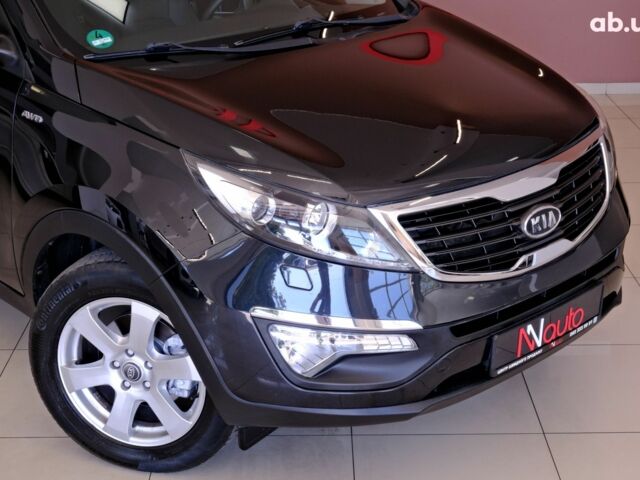 Черный Киа Sportage, объемом двигателя 2 л и пробегом 189 тыс. км за 12900 $, фото 2 на Automoto.ua