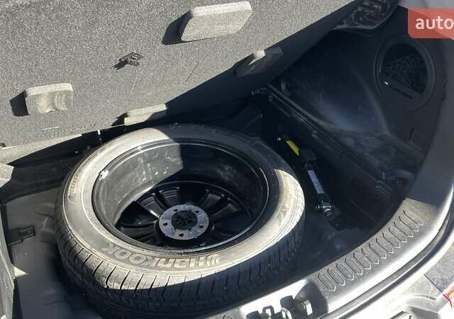 Черный Киа Sportage, объемом двигателя 2 л и пробегом 308 тыс. км за 12500 $, фото 7 на Automoto.ua