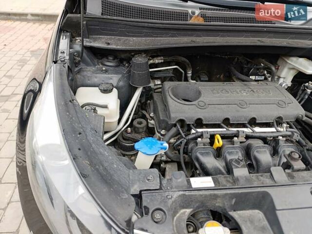 Черный Киа Sportage, объемом двигателя 2 л и пробегом 153 тыс. км за 11800 $, фото 29 на Automoto.ua