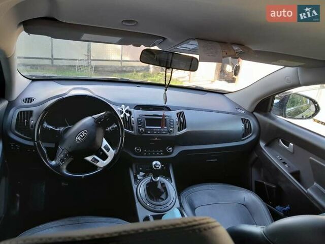 Чорний Кіа Sportage, об'ємом двигуна 1.69 л та пробігом 172 тис. км за 13500 $, фото 9 на Automoto.ua