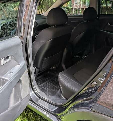 Чорний Кіа Sportage, об'ємом двигуна 2 л та пробігом 150 тис. км за 11500 $, фото 11 на Automoto.ua