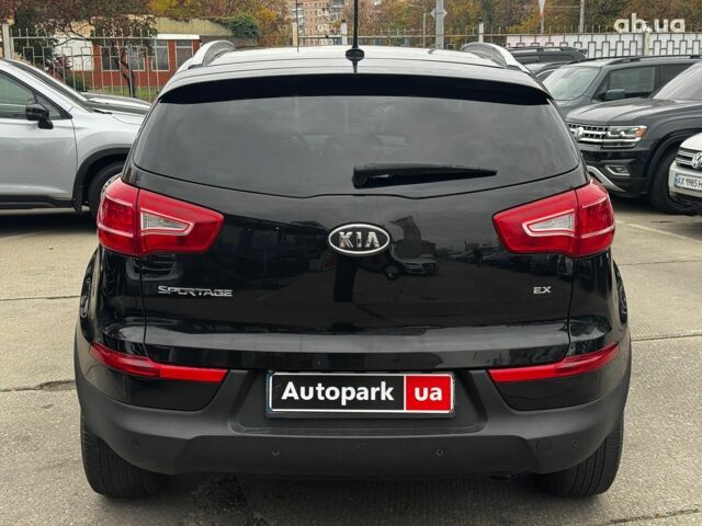 Черный Киа Sportage, объемом двигателя 2.4 л и пробегом 173 тыс. км за 12990 $, фото 3 на Automoto.ua