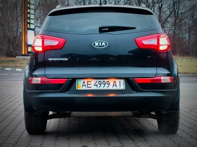 Черный Киа Sportage, объемом двигателя 2 л и пробегом 135 тыс. км за 10200 $, фото 5 на Automoto.ua