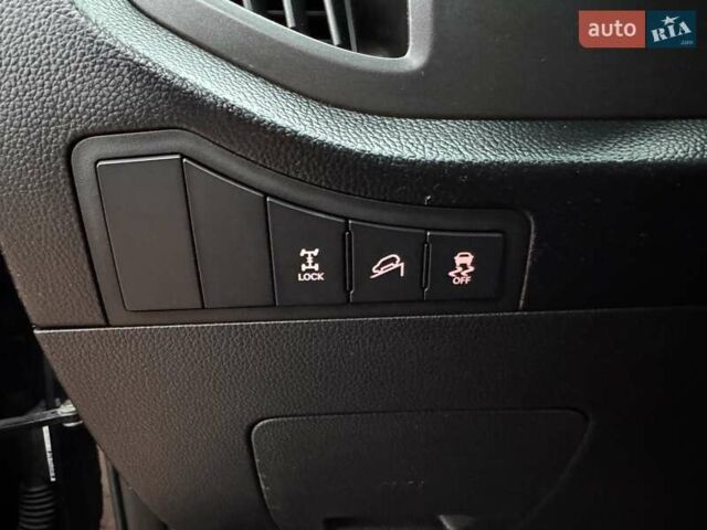 Черный Киа Sportage, объемом двигателя 2 л и пробегом 180 тыс. км за 13300 $, фото 44 на Automoto.ua