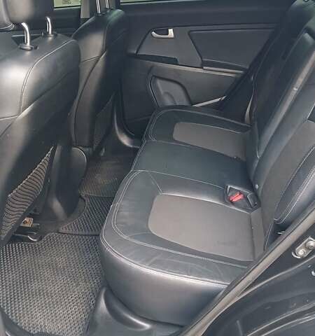 Чорний Кіа Sportage, об'ємом двигуна 1.69 л та пробігом 233 тис. км за 12400 $, фото 14 на Automoto.ua