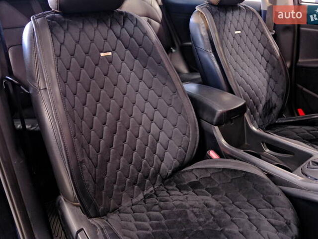 Черный Киа Sportage, объемом двигателя 2 л и пробегом 185 тыс. км за 12900 $, фото 39 на Automoto.ua