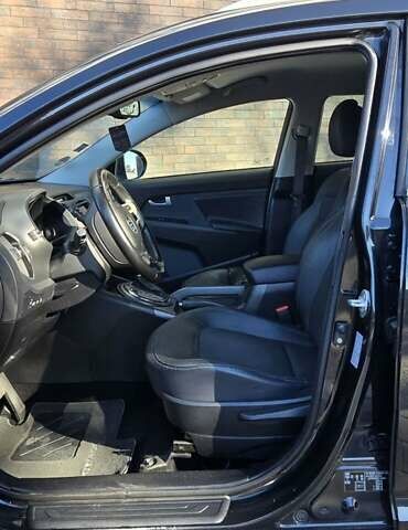 Черный Киа Sportage, объемом двигателя 2 л и пробегом 244 тыс. км за 13200 $, фото 19 на Automoto.ua