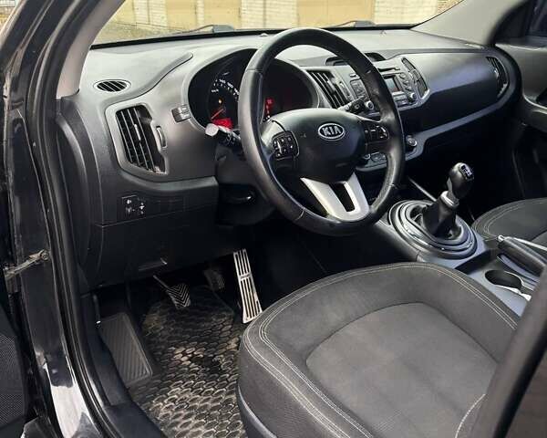 Чорний Кіа Sportage, об'ємом двигуна 1.69 л та пробігом 144 тис. км за 11200 $, фото 11 на Automoto.ua
