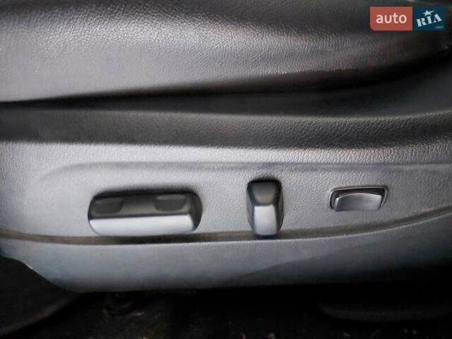 Чорний Кіа Sportage, об'ємом двигуна 1.99 л та пробігом 40 тис. км за 16500 $, фото 5 на Automoto.ua