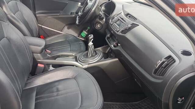 Черный Киа Sportage, объемом двигателя 1.7 л и пробегом 167 тыс. км за 12800 $, фото 20 на Automoto.ua