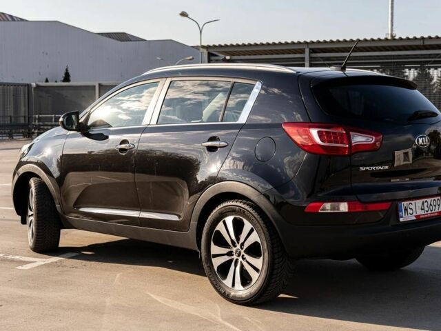 Чорний Кіа Sportage, об'ємом двигуна 2 л та пробігом 96 тис. км за 9000 $, фото 3 на Automoto.ua