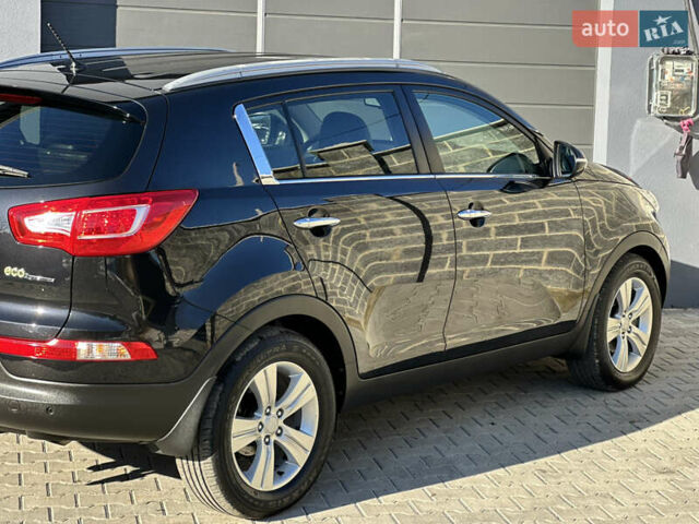 Черный Киа Sportage, объемом двигателя 1.7 л и пробегом 206 тыс. км за 12100 $, фото 10 на Automoto.ua