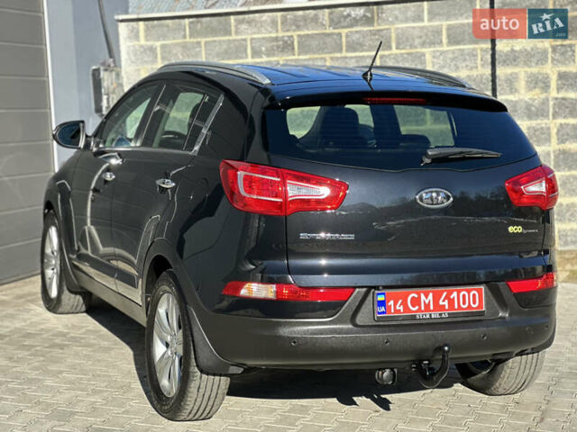 Черный Киа Sportage, объемом двигателя 1.7 л и пробегом 206 тыс. км за 12100 $, фото 9 на Automoto.ua