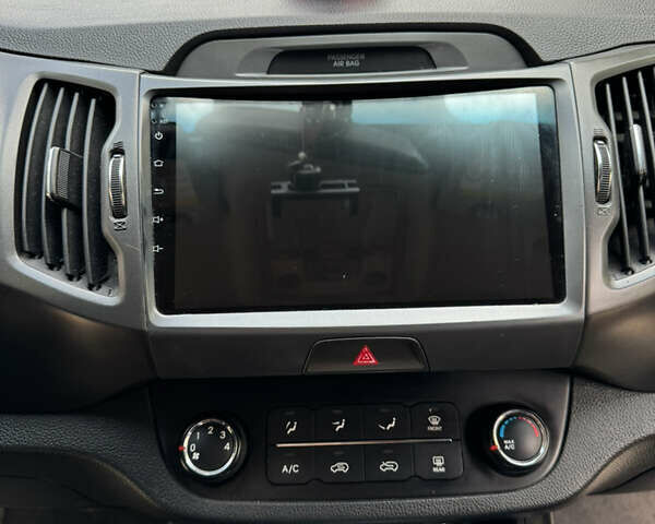 Чорний Кіа Sportage, об'ємом двигуна 1.7 л та пробігом 219 тис. км за 11200 $, фото 20 на Automoto.ua