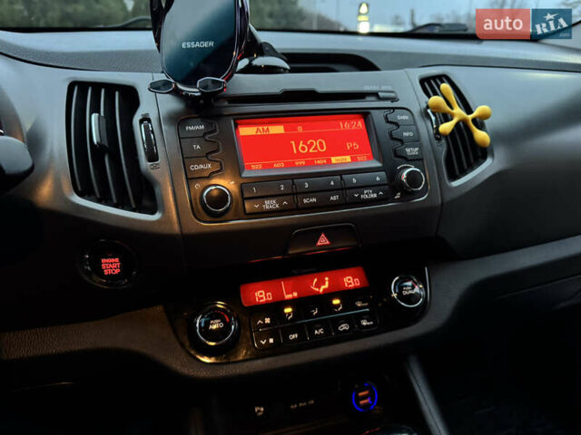 Черный Киа Sportage, объемом двигателя 2 л и пробегом 198 тыс. км за 12700 $, фото 31 на Automoto.ua