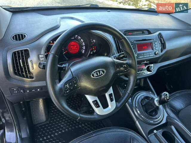 Черный Киа Sportage, объемом двигателя 1.7 л и пробегом 206 тыс. км за 12100 $, фото 25 на Automoto.ua