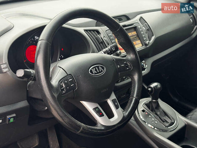 Черный Киа Sportage, объемом двигателя 2.4 л и пробегом 173 тыс. км за 12990 $, фото 21 на Automoto.ua